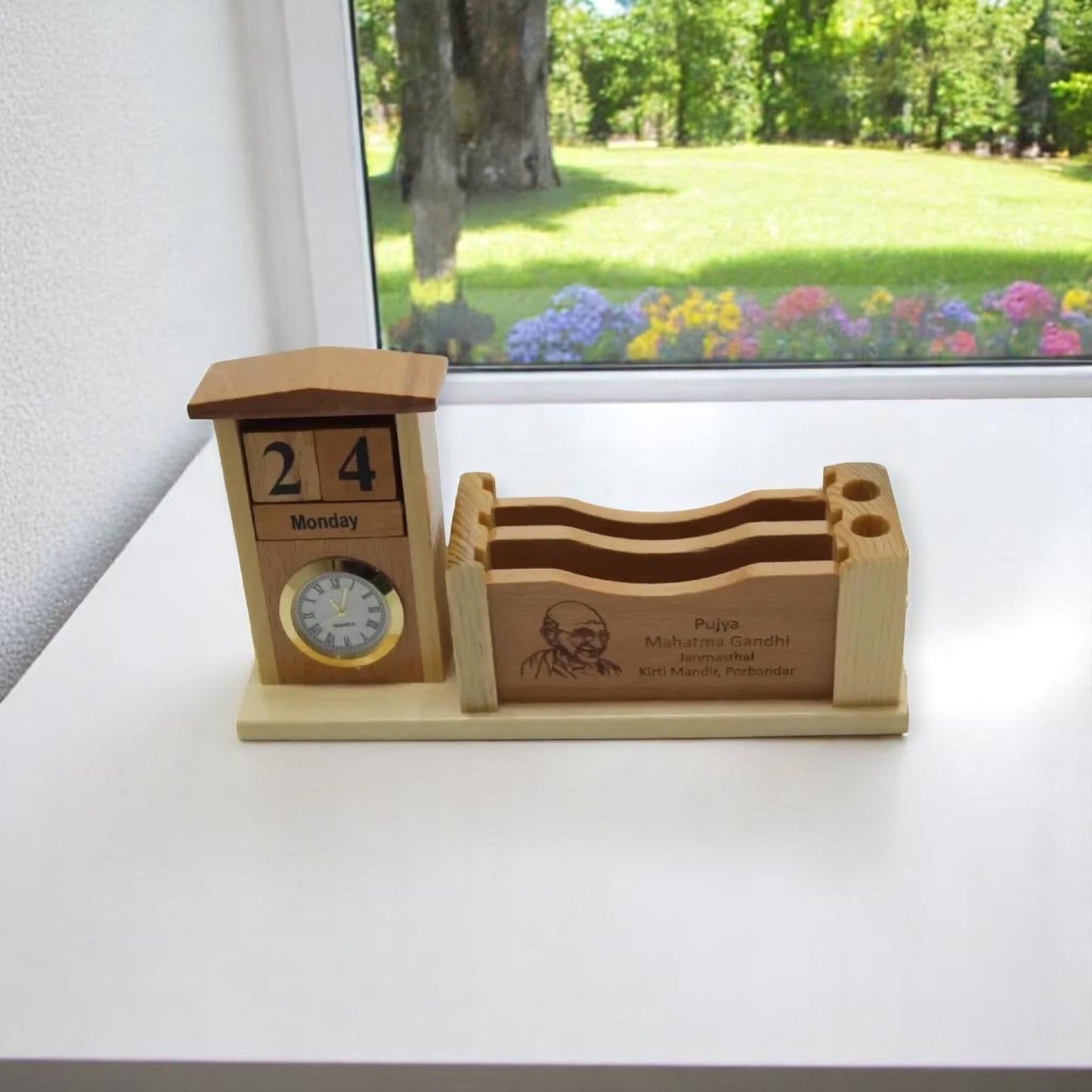 Wooden Pen Stand Table Set Of 50