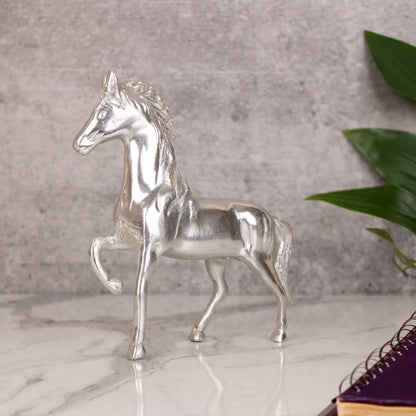 Beautifull Metal Horse Showpiece