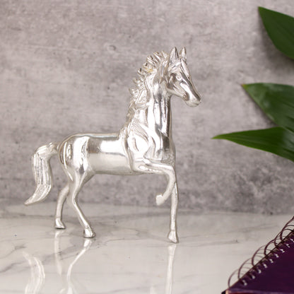 Beautifull Metal Horse Showpiece