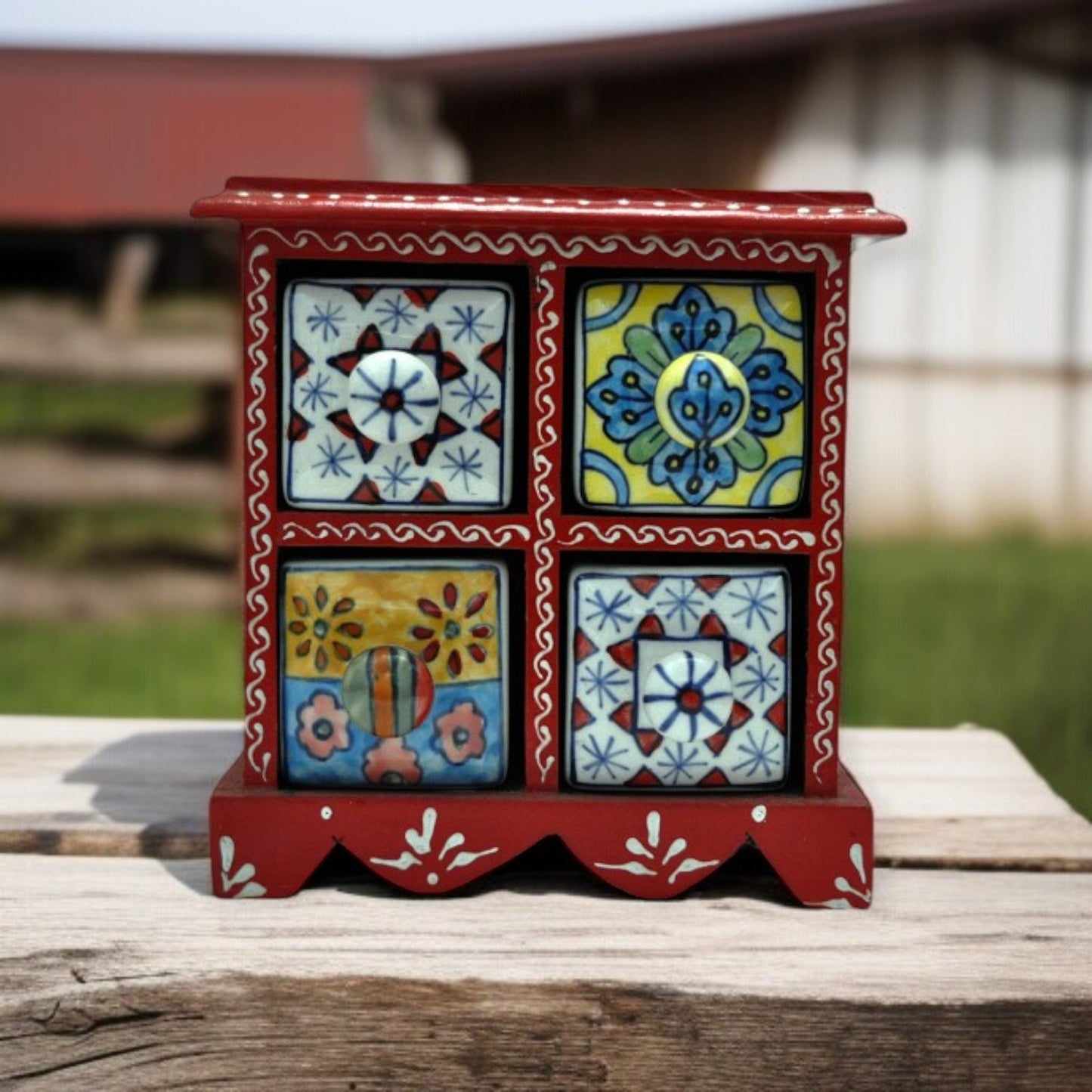 Wooden Ceramic Drawer Chest With 4 Drawer