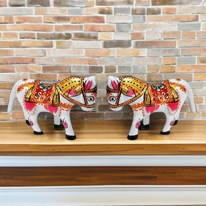 White Horse Metal Meenakari - 1 Pair Gift
