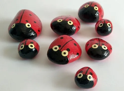 Beautiful Painting Stones Showpiece