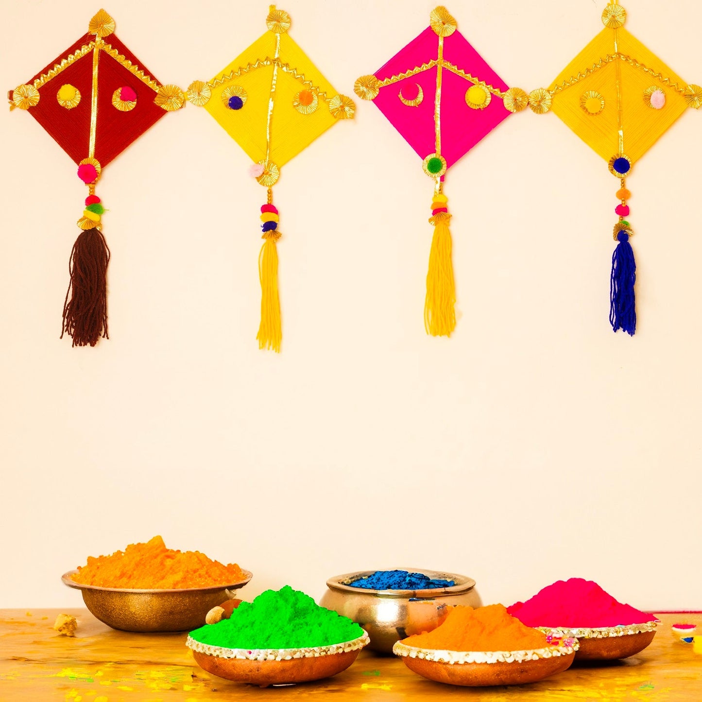 Woolen Kite Wall Hanging Decoration