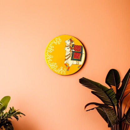 Hand Painted Wooden Plate Wall Painting Cow