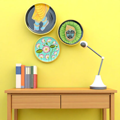 Wooden Hand Painted Wall Plates Set