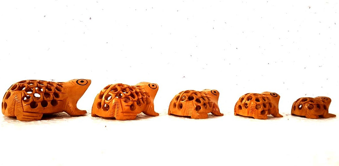 Wooden Frog Jali Antique Showpiece Set Of 5 Pcs