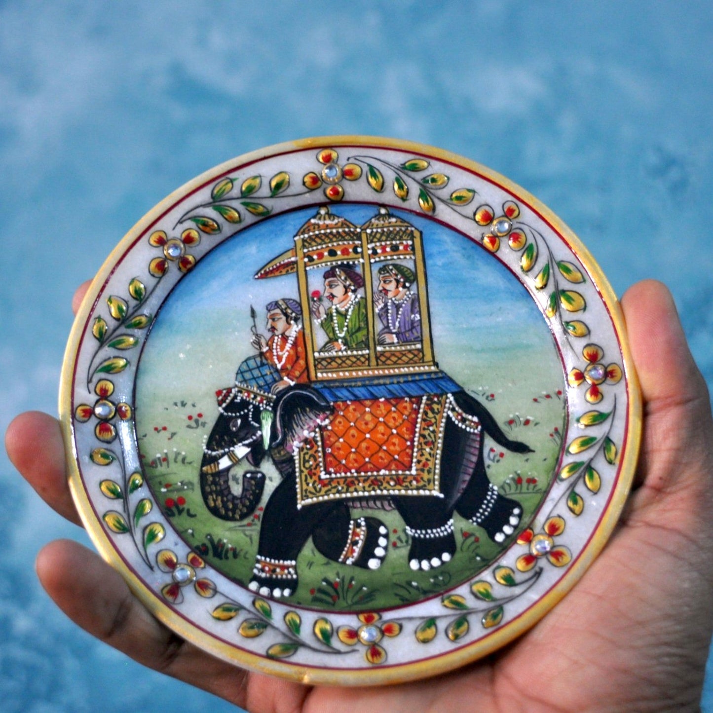 Marbel Round Elephant Plate With Stand