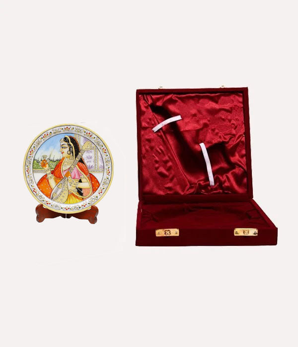 Marbel Round Meera Plate With Wood Stand