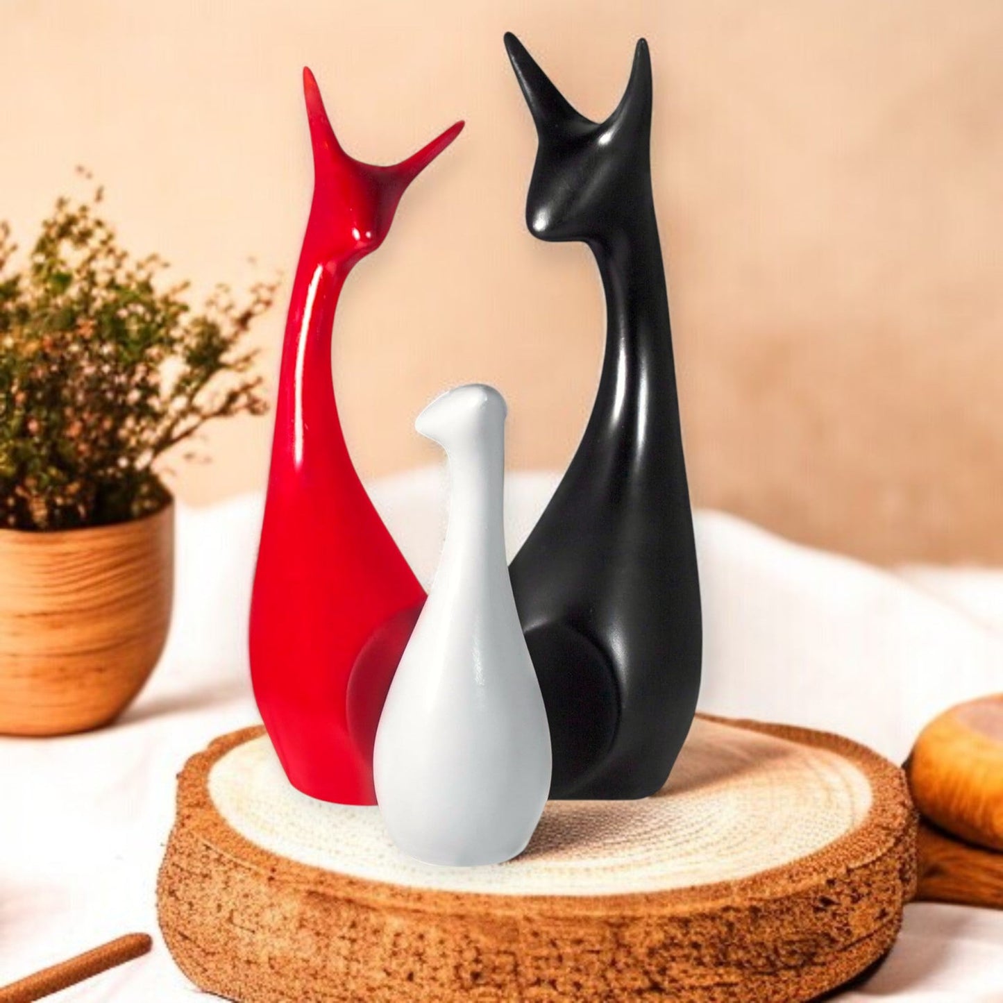 polyresin Endearing Deer Statues Family Showpiece